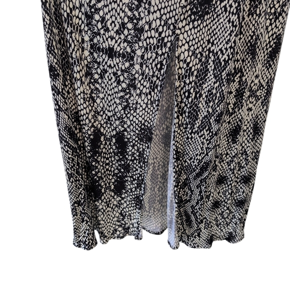 Parker Black and White Halter Dress - Picture 5 of 7